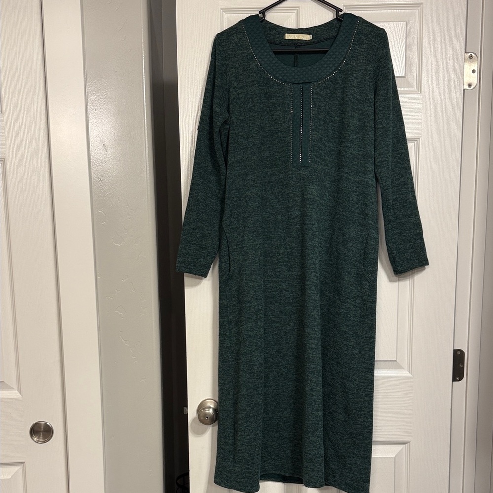 21.  Chic Teal Long Sleeve Dress.